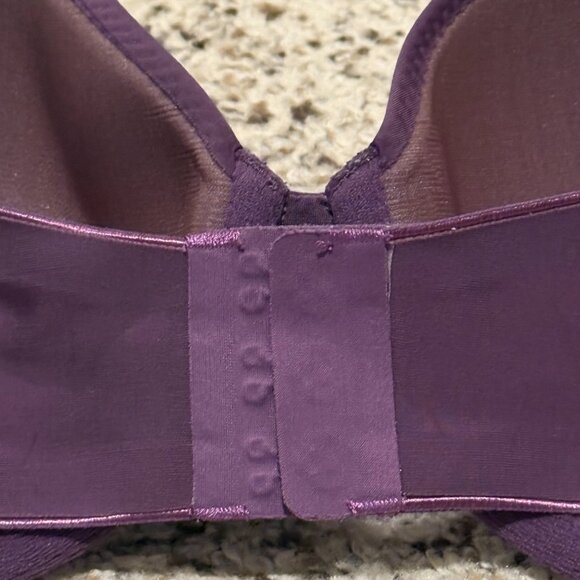 Victoria's Secret | Lined Strapless Underwire Bra | Eggplant | Size: 36C - Picture 10 of 16